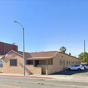 https://el-patio-hotel.palm-springs-ca-hotels.com